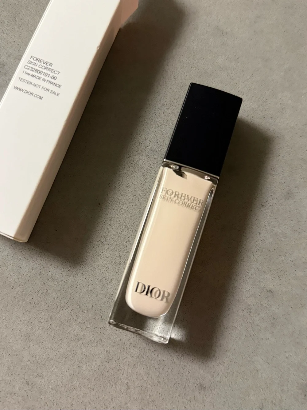00 Dior Forever Skin Correct